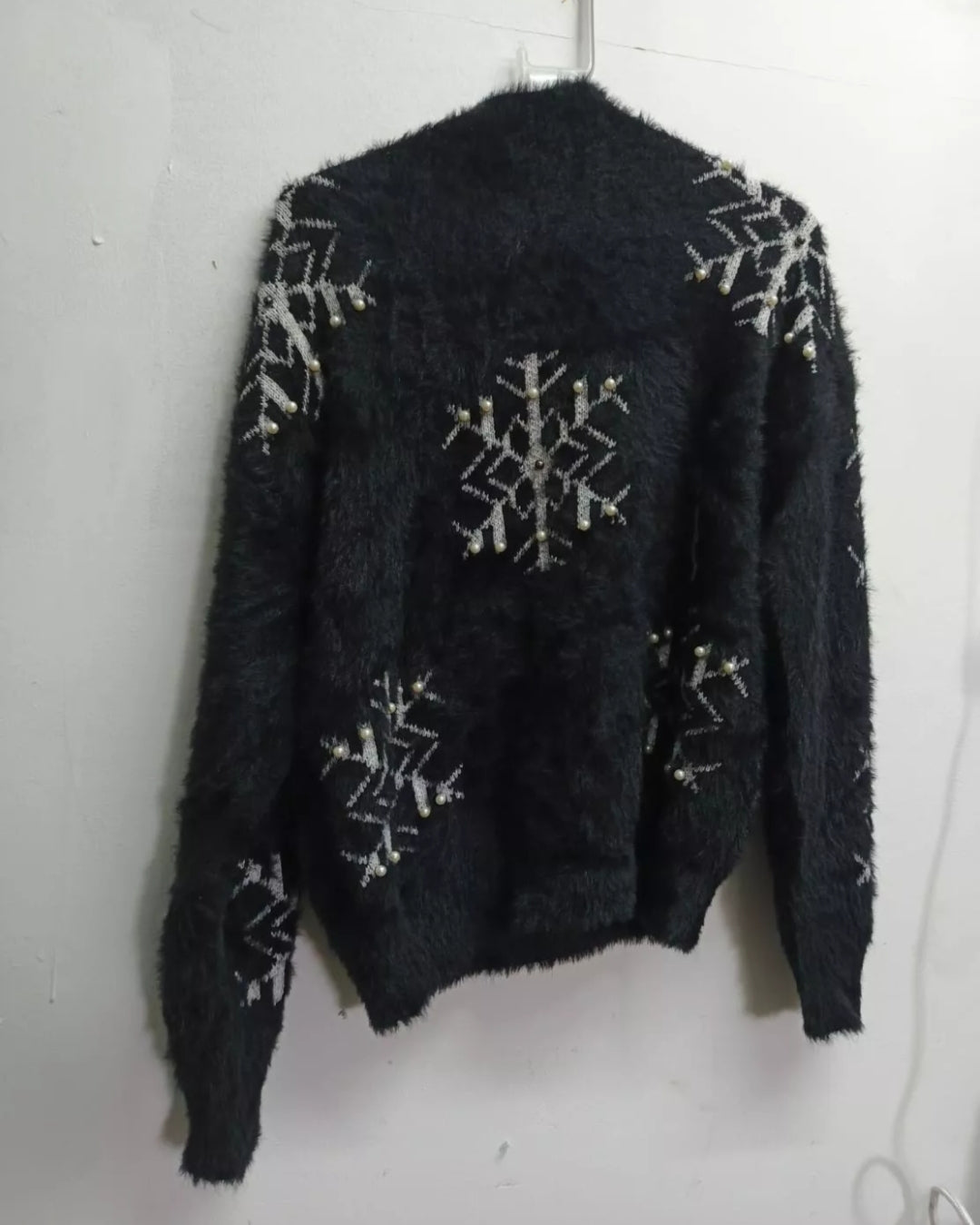 BOOHOO,COM BLACK SOFT FURR LONG SLEEVES SWEATER SIZE M