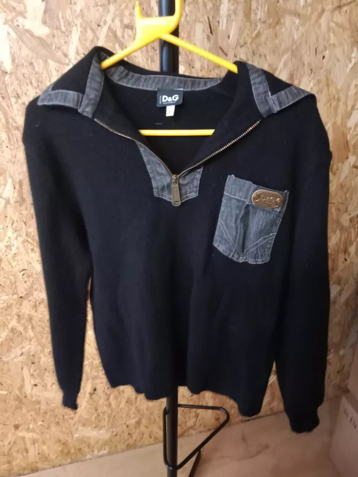 black jumper for men